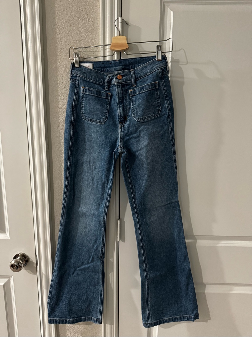 Women's Gap 70s Flare High Rise Jeans – Classic Mid Wash
